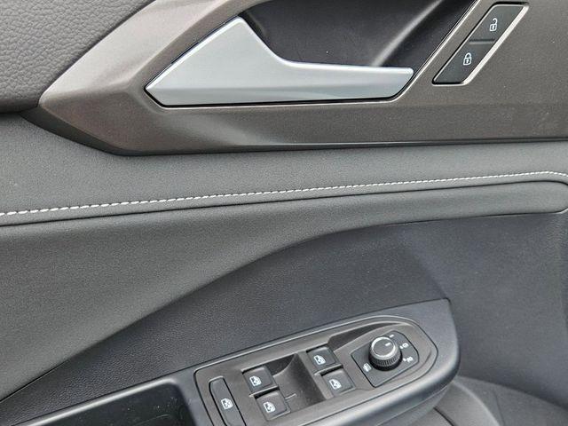 new 2025 Volkswagen Taos car, priced at $29,629