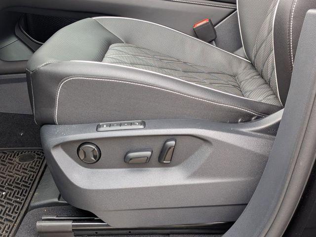 new 2025 Volkswagen Atlas car, priced at $48,909