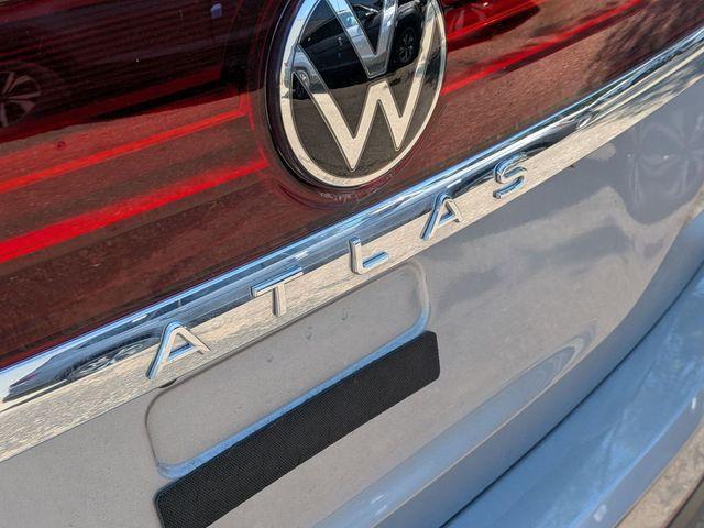 new 2025 Volkswagen Atlas car, priced at $41,302