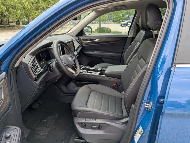 new 2025 Volkswagen Atlas car, priced at $43,857