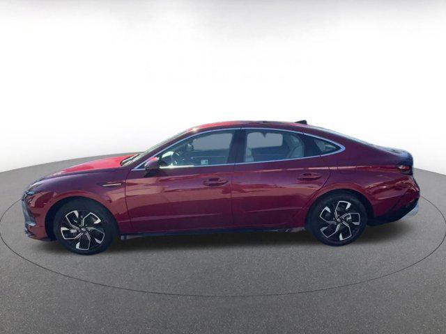 used 2025 Hyundai Sonata car, priced at $20,598