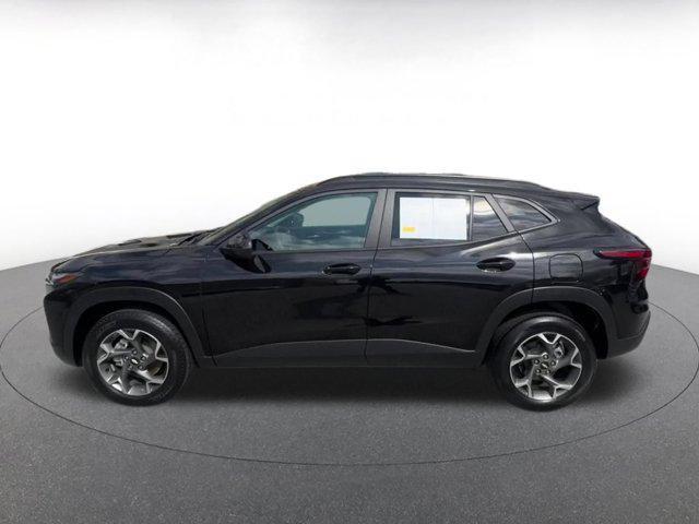 used 2025 Chevrolet Trax car, priced at $18,898