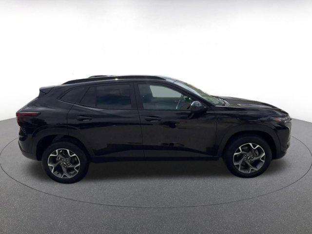 used 2025 Chevrolet Trax car, priced at $18,898