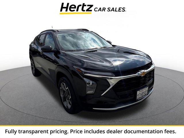 used 2025 Chevrolet Trax car, priced at $18,898