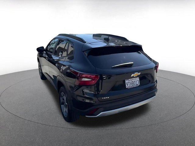 used 2025 Chevrolet Trax car, priced at $19,499