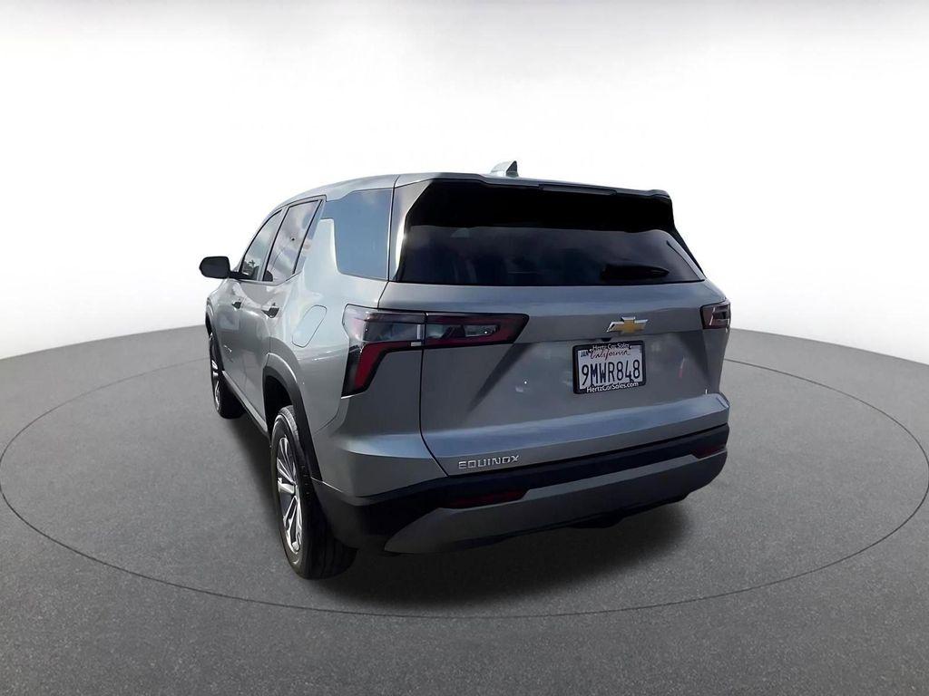used 2025 Chevrolet Equinox car, priced at $22,499