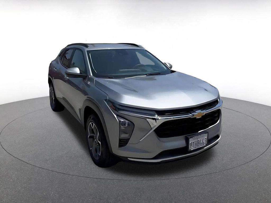 used 2025 Chevrolet Trax car, priced at $20,298