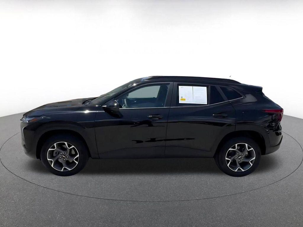 used 2025 Chevrolet Trax car, priced at $19,499