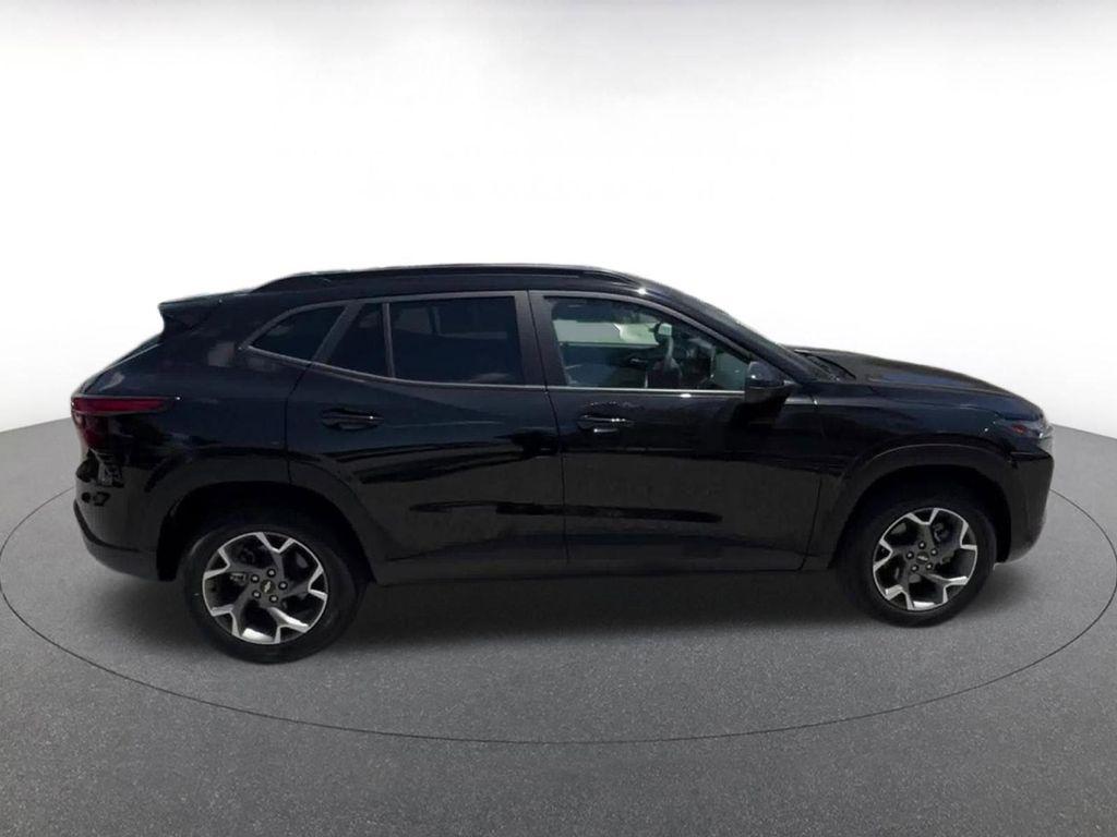 used 2025 Chevrolet Trax car, priced at $19,499