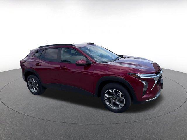used 2025 Chevrolet Trax car, priced at $19,499
