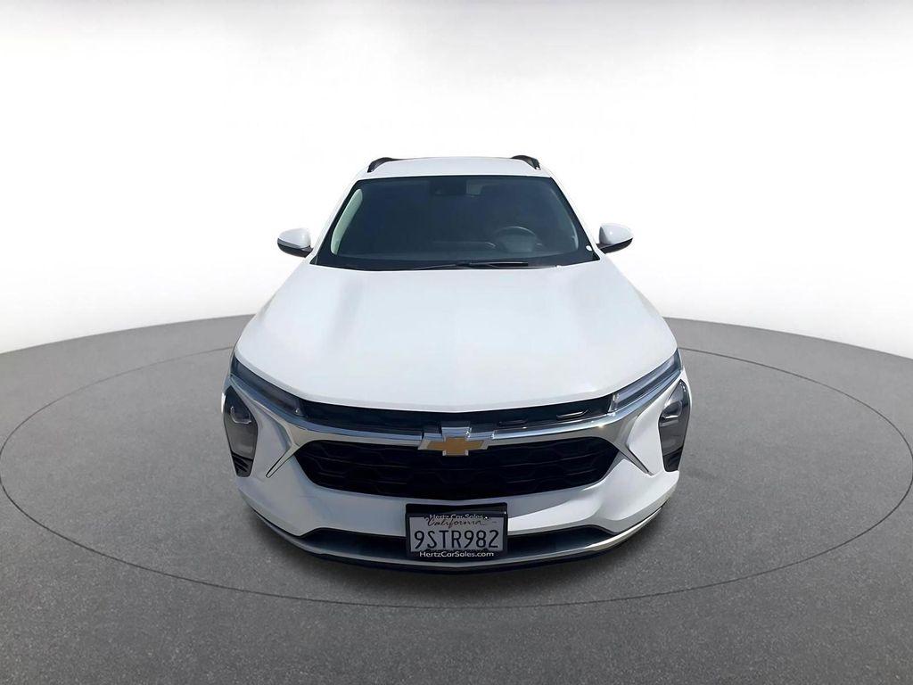 used 2025 Chevrolet Trax car, priced at $18,995