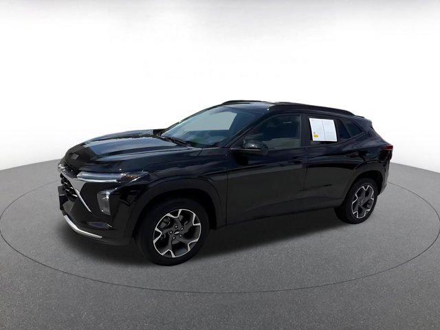 used 2025 Chevrolet Trax car, priced at $19,990