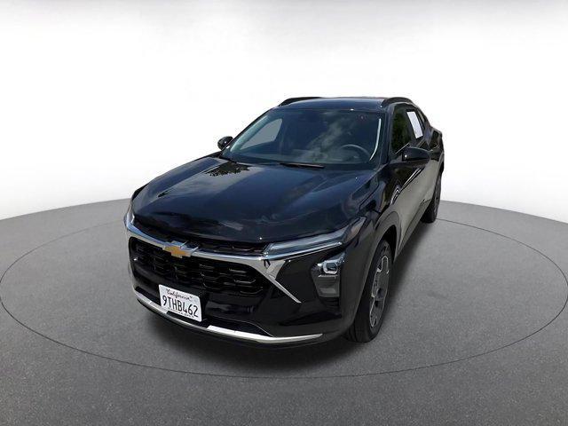 used 2025 Chevrolet Trax car, priced at $19,990