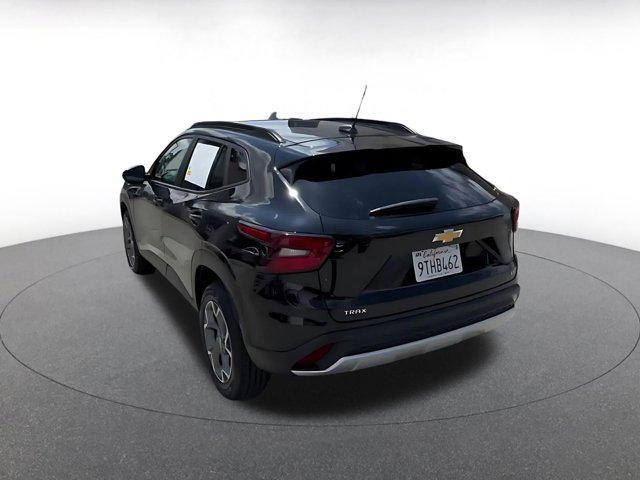 used 2025 Chevrolet Trax car, priced at $19,990