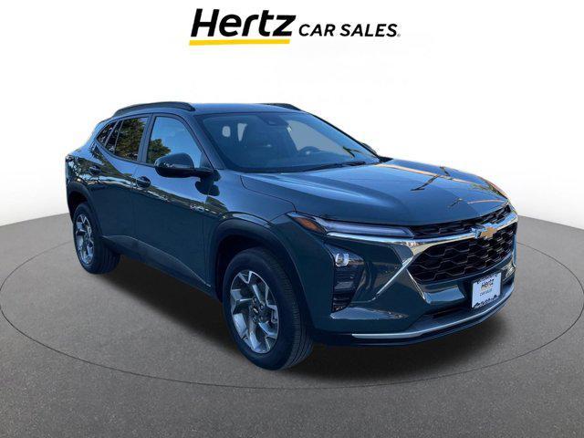 used 2025 Chevrolet Trax car, priced at $18,747