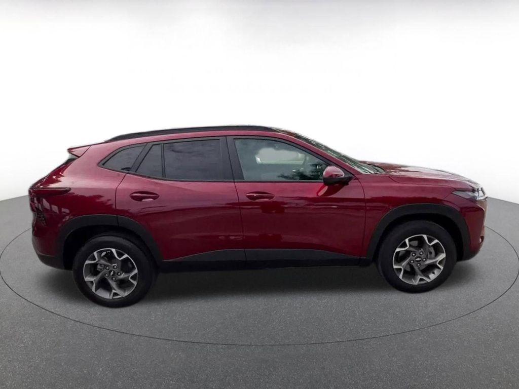 used 2025 Chevrolet Trax car, priced at $19,370