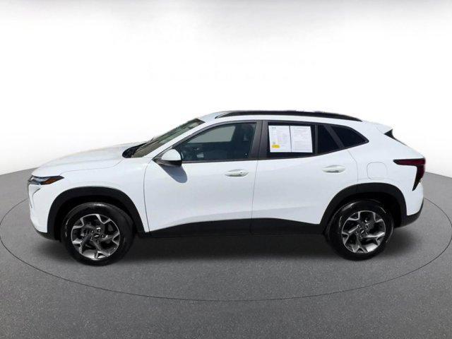 used 2025 Chevrolet Trax car, priced at $19,298