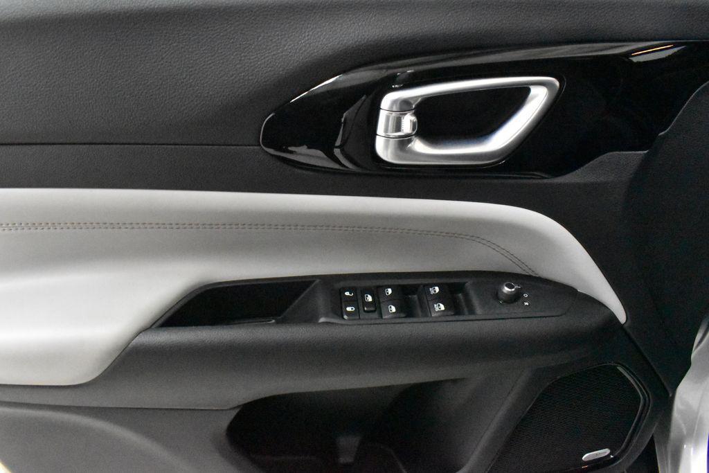 used 2023 Jeep Compass car, priced at $24,990