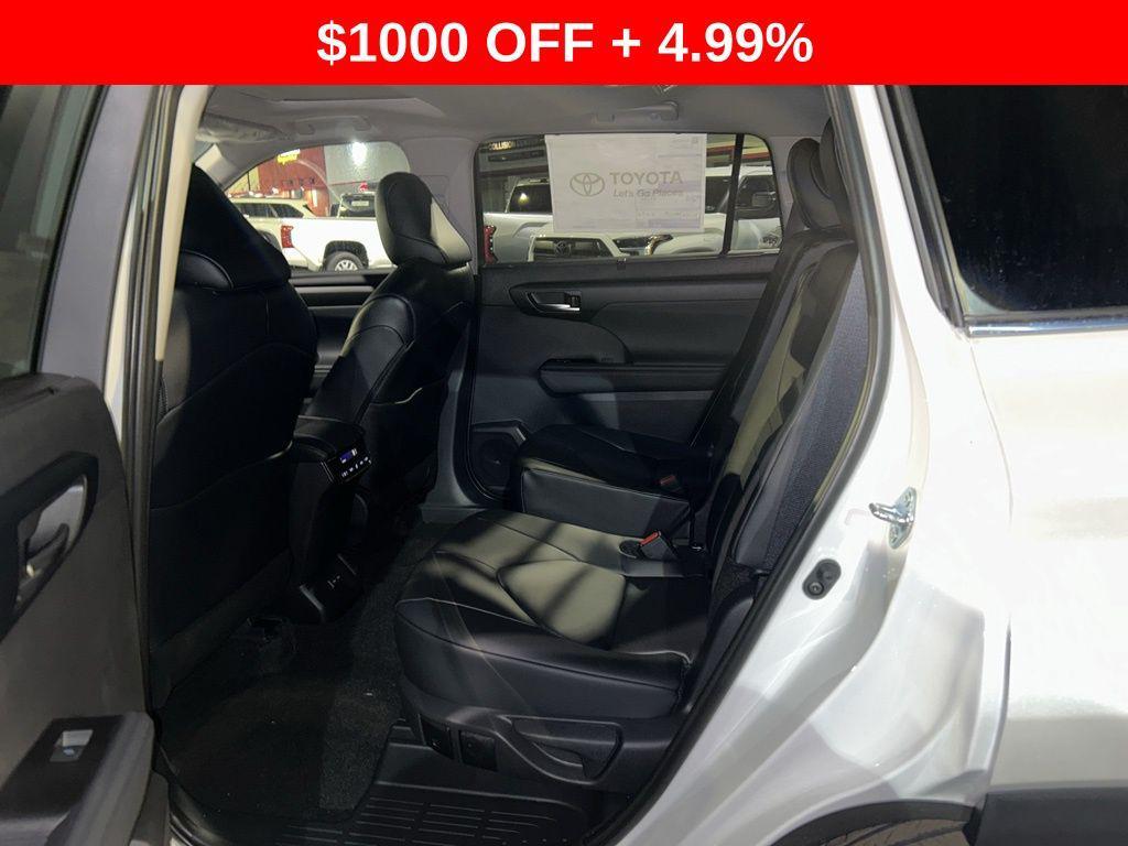 new 2026 Toyota Highlander car, priced at $47,268