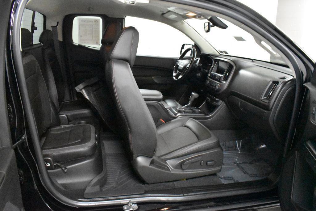 used 2019 GMC Canyon car, priced at $25,998