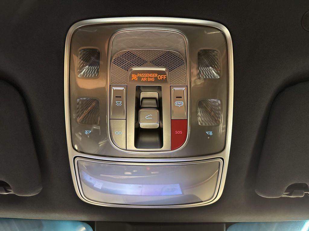 new 2026 Genesis GV70 car