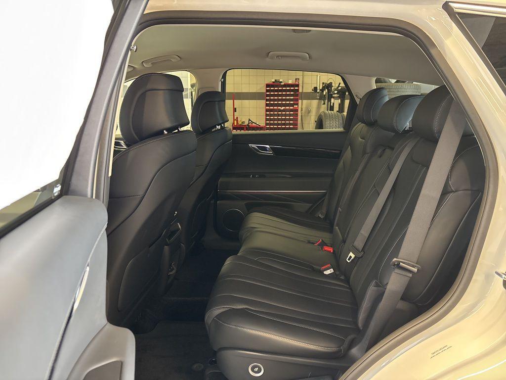 new 2026 Genesis GV80 car