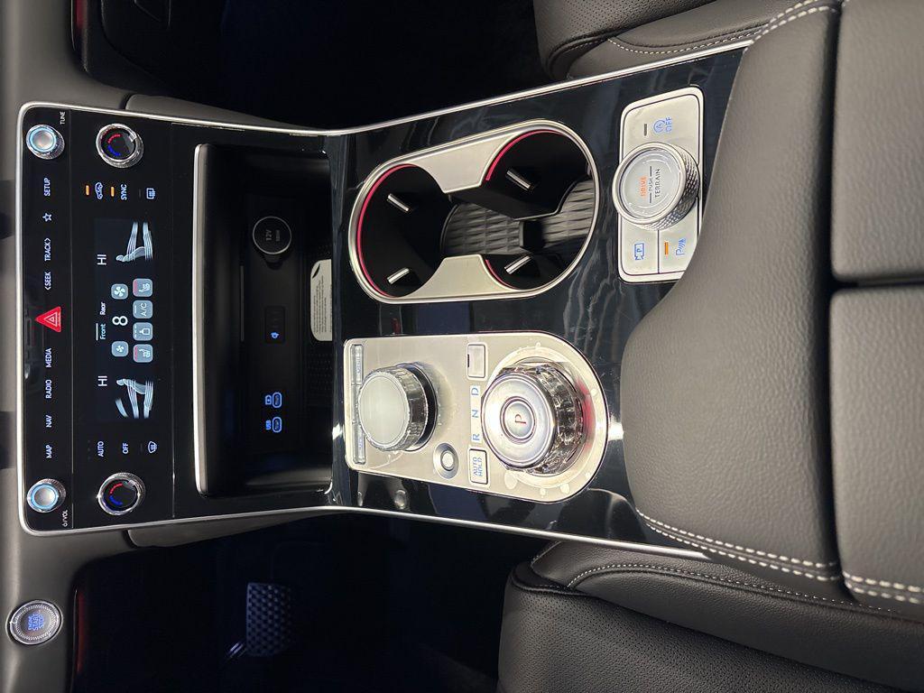 new 2026 Genesis GV80 car