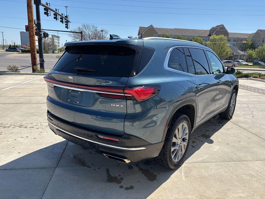 used 2025 Buick Enclave car, priced at $38,999