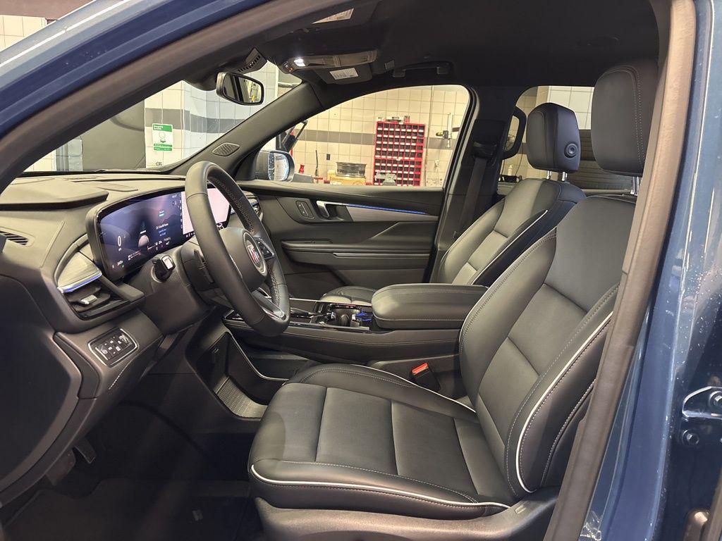 used 2025 Buick Enclave car, priced at $38,999