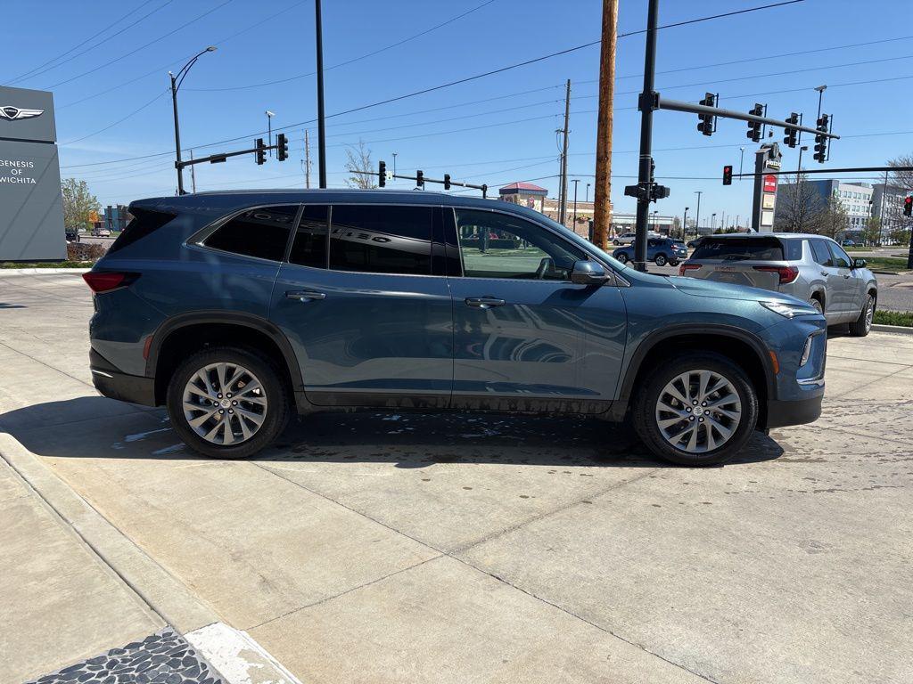 used 2025 Buick Enclave car, priced at $38,999