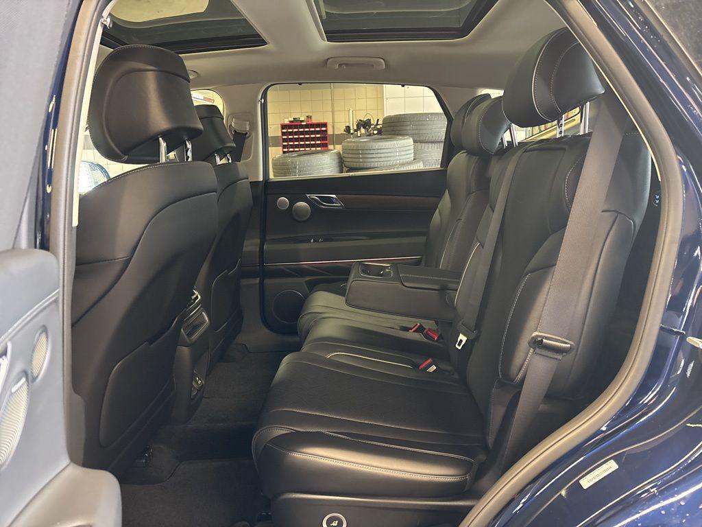 new 2026 Genesis GV80 car