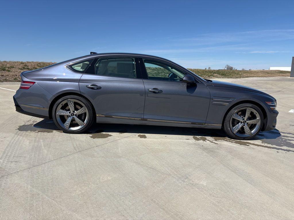 new 2026 Genesis G80 car