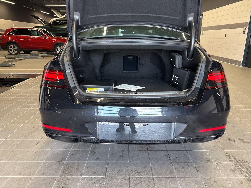 new 2026 Genesis G90 car