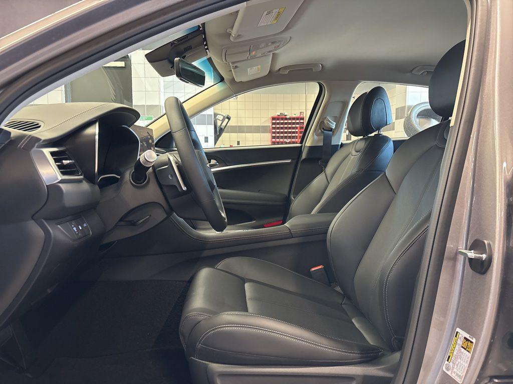 new 2026 Genesis G70 car