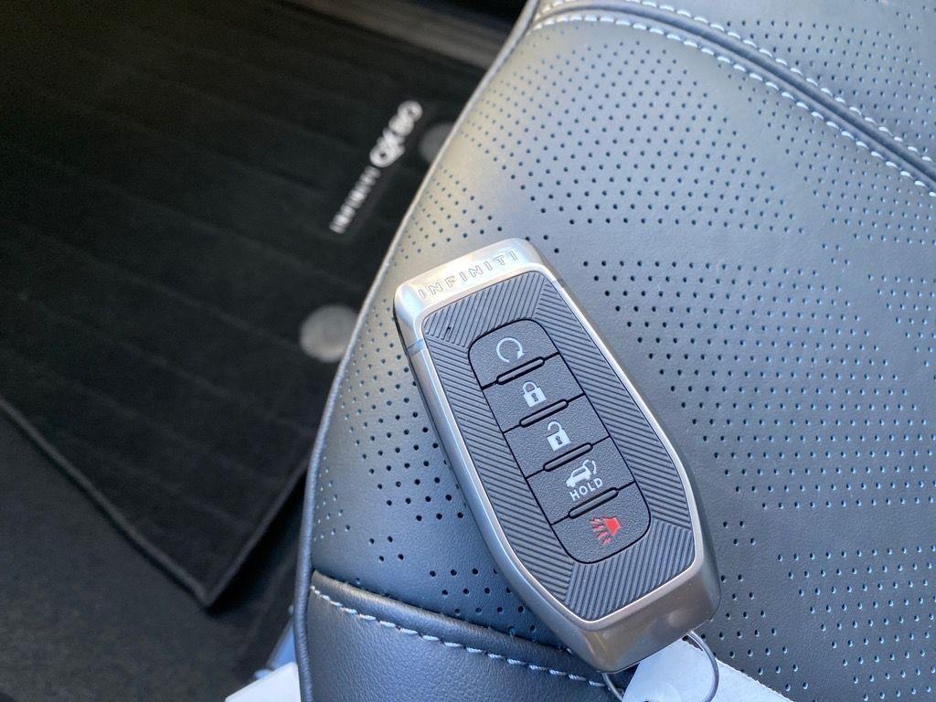 new 2025 INFINITI QX80 car, priced at $97,664