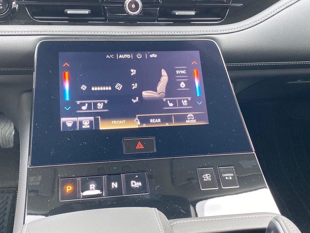 new 2025 INFINITI QX80 car, priced at $101,894