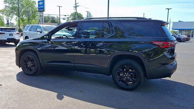 used 2023 Chevrolet Traverse car, priced at $33,598