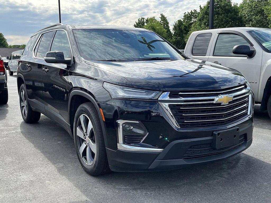 used 2023 Chevrolet Traverse car, priced at $39,698