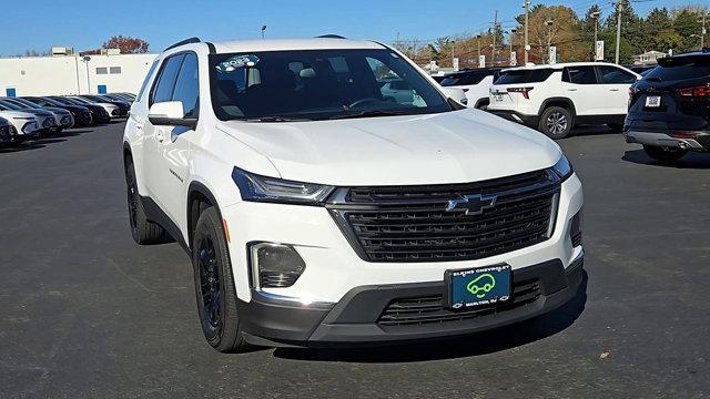 used 2023 Chevrolet Traverse car, priced at $27,999