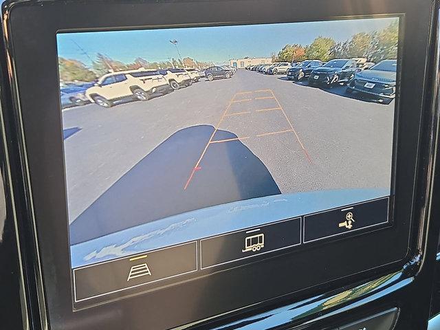 used 2023 Chevrolet Traverse car, priced at $27,999