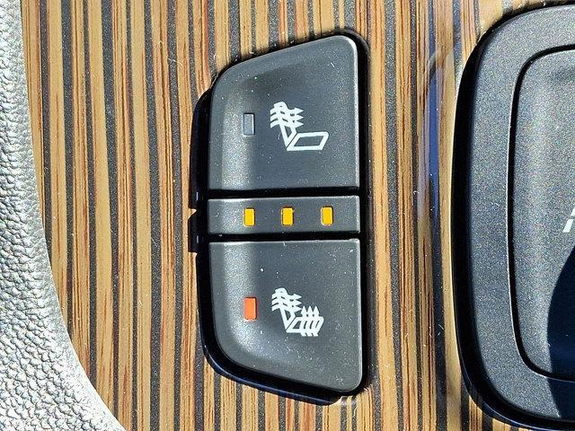 used 2023 GMC Acadia car, priced at $29,799