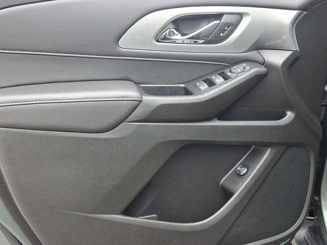 used 2022 Chevrolet Traverse car, priced at $24,799