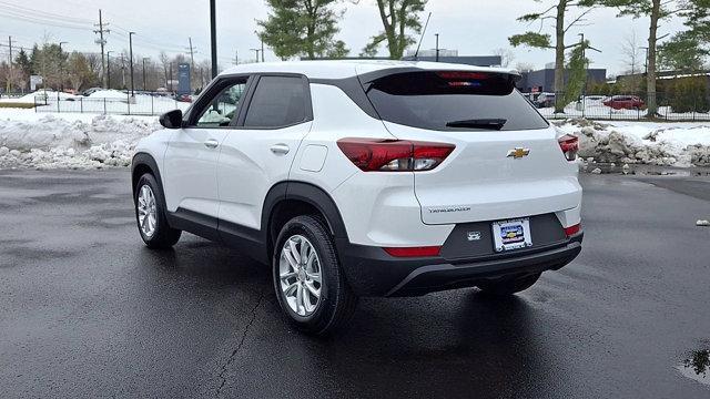new 2026 Chevrolet TrailBlazer car, priced at $25,590