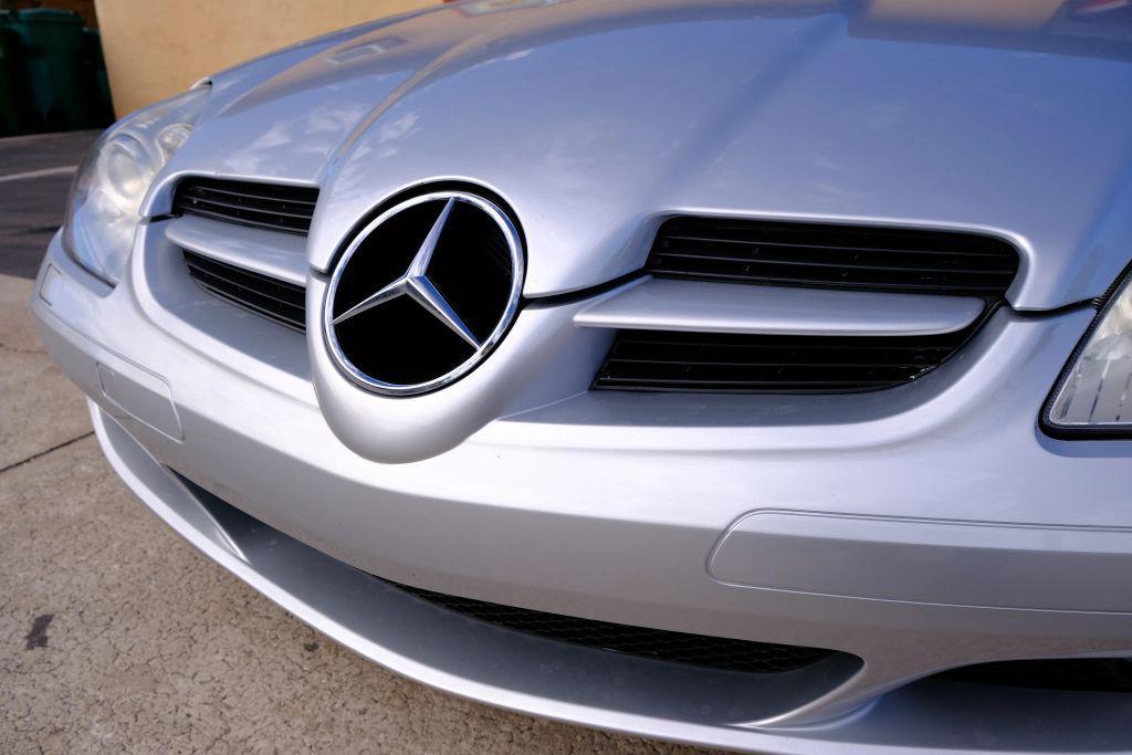 used 2006 Mercedes-Benz SLK-Class car, priced at $11,777