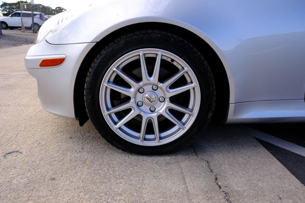 used 2006 Mercedes-Benz SLK-Class car, priced at $11,777