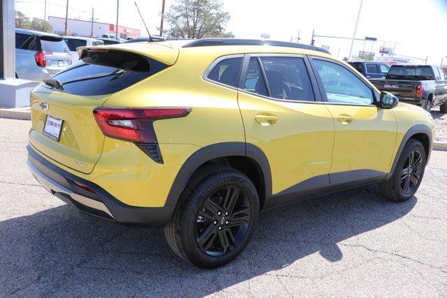 new 2025 Chevrolet Trax car, priced at $25,695