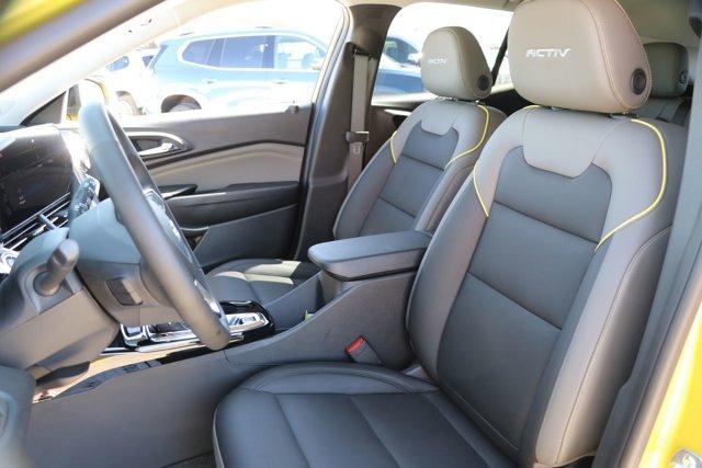 new 2025 Chevrolet Trax car, priced at $25,695