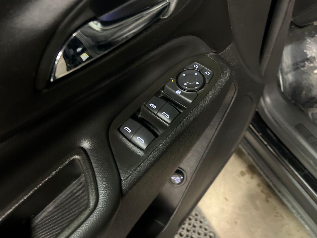 used 2024 Chevrolet Equinox car, priced at $22,990