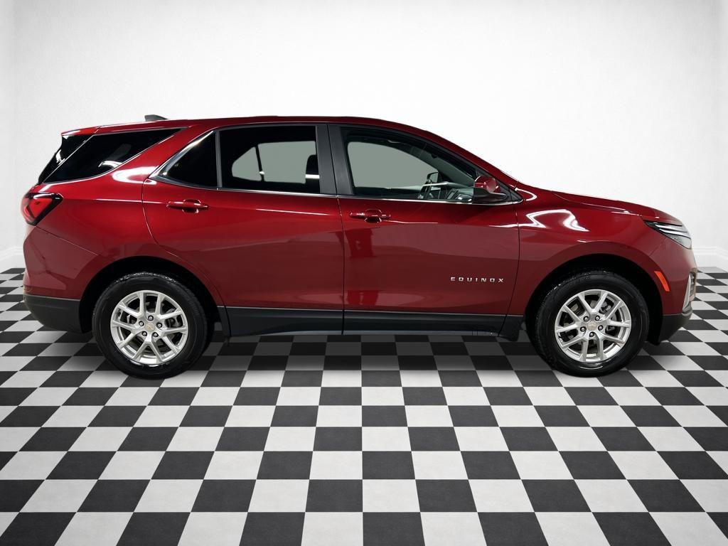 used 2022 Chevrolet Equinox car, priced at $22,142