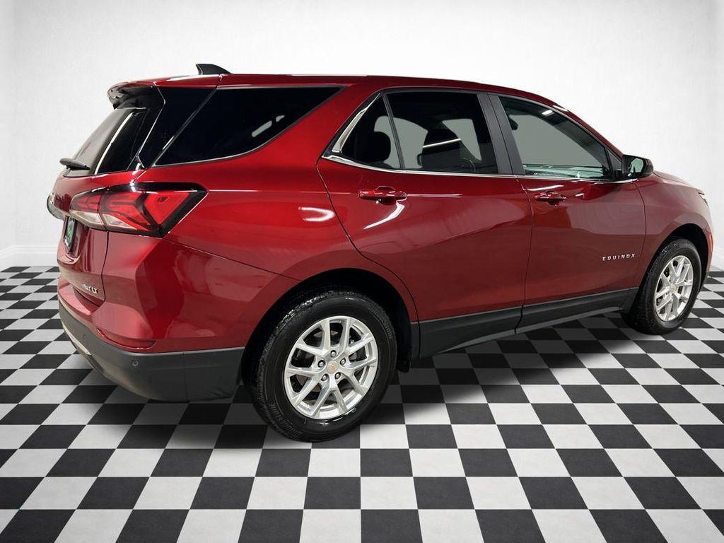used 2022 Chevrolet Equinox car, priced at $22,142